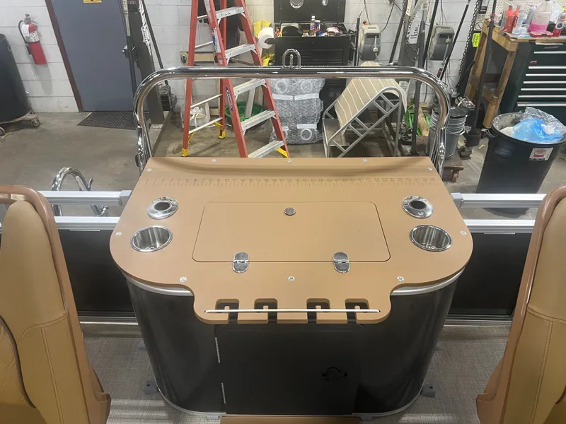 Slide: The Image of Tahoe Sport 2385 Center Console Fish Tritoon & Honda 4-Stroke EFI 2026 - 18