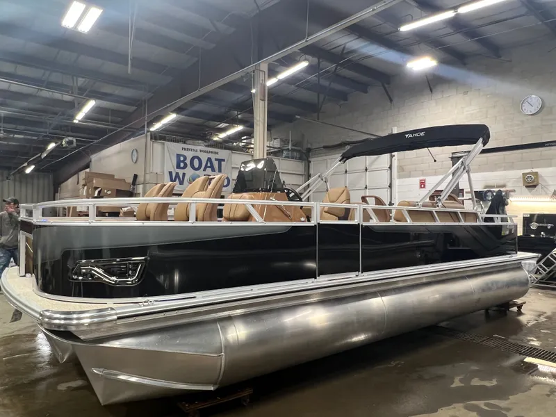 Slide: The Image of Tahoe Sport 2385 Center Console Fish Tritoon & Honda 4-Stroke EFI 2026 - 38