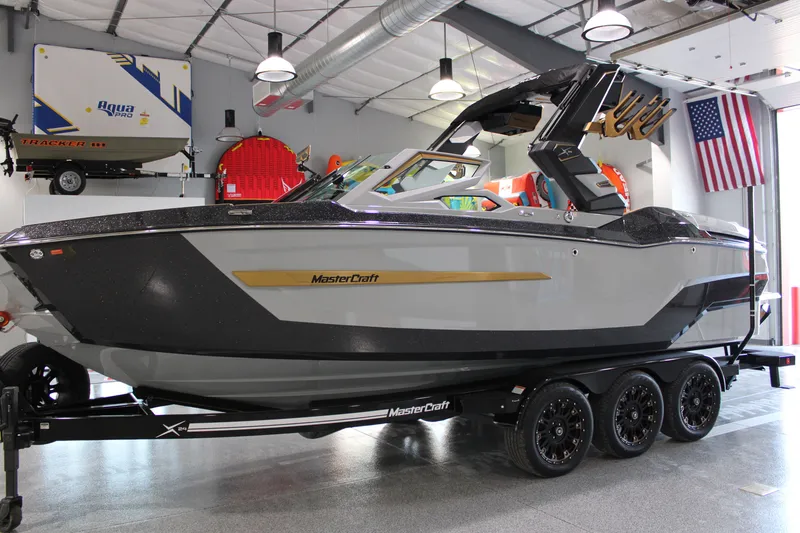 Slide: The Image of MasterCraft X 24 2026 - 12