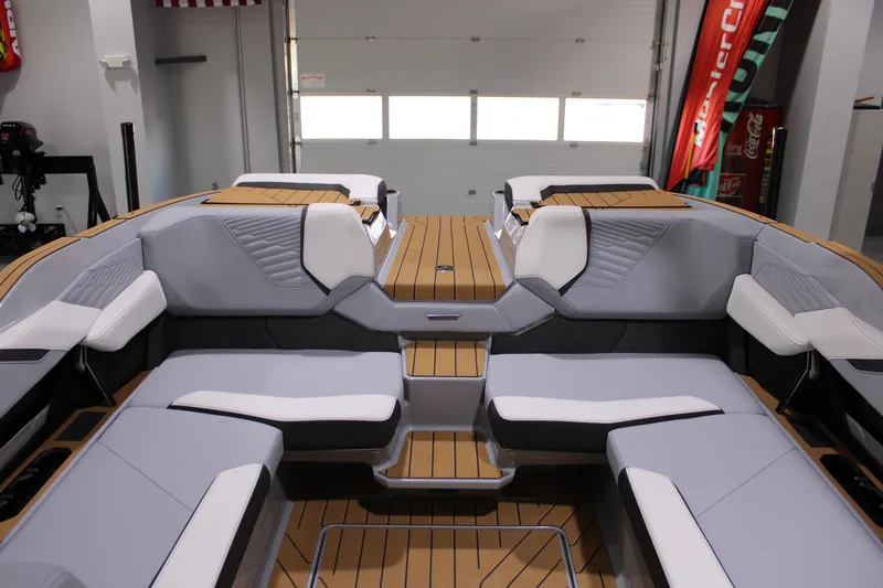 Slide: The Image of MasterCraft X 24 2026 - 18