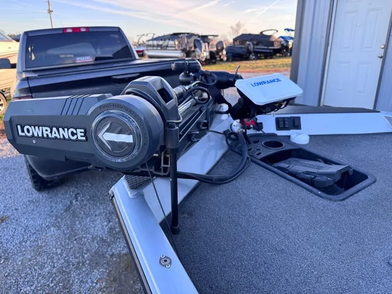 Slide: The Image of Ranger RT198P 2017 - 10