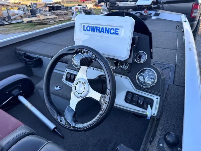 Slide: The Image of Ranger RT198P 2017 - 11