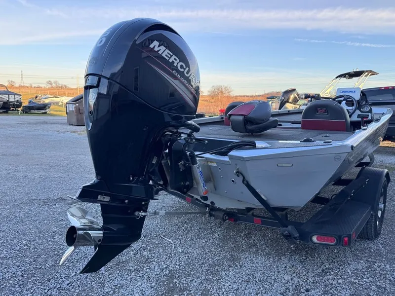 Slide: The Image of Ranger RT198P 2017 - 8