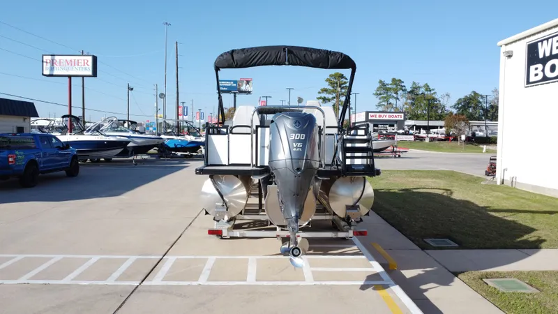 Slide: The Image of Avalon Catalina Rear Fish - 23' 2025 - 5