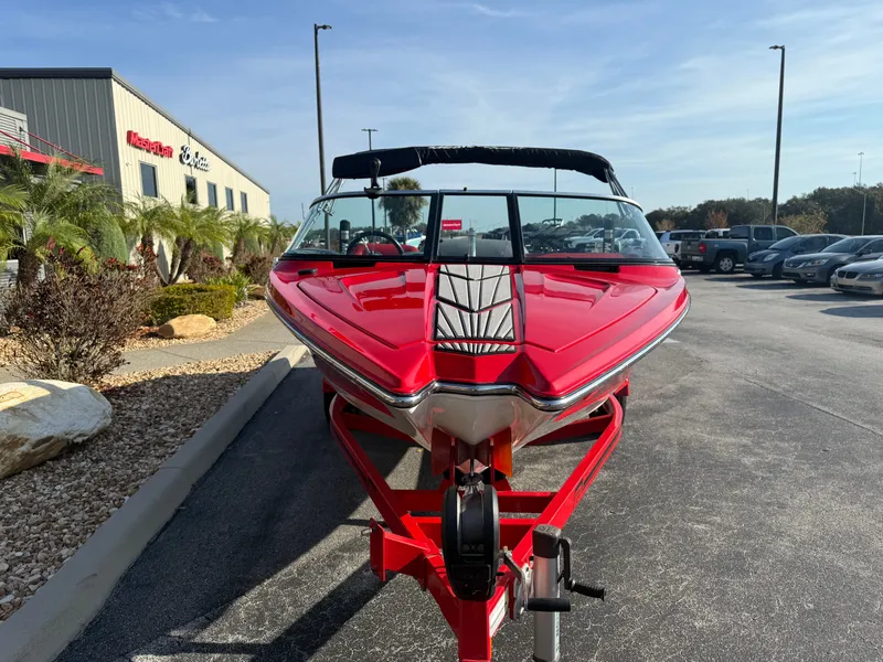 Slide: The Image of MasterCraft ProStar 2020 - 4