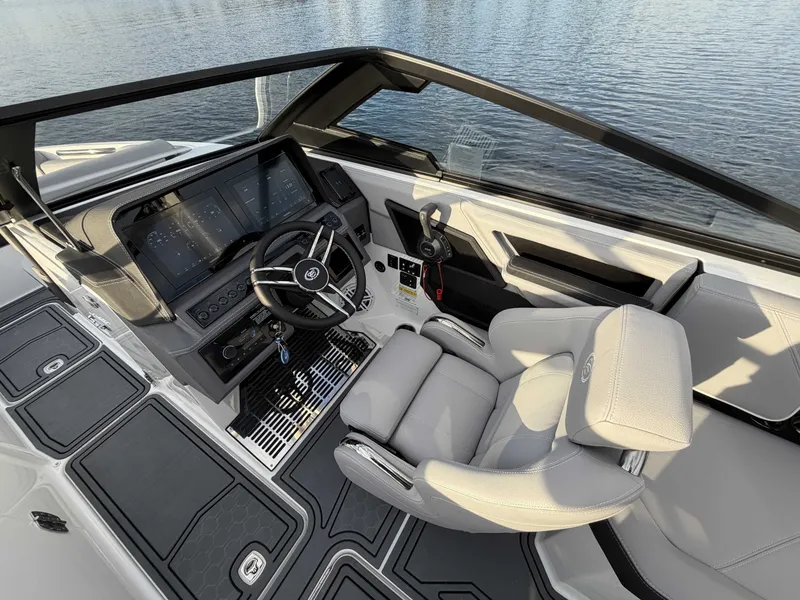 Slide: The Image of Cobalt R6 Surf 2026 - 17