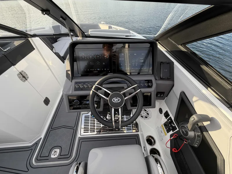 Slide: The Image of Cobalt R6 Surf 2026 - 18