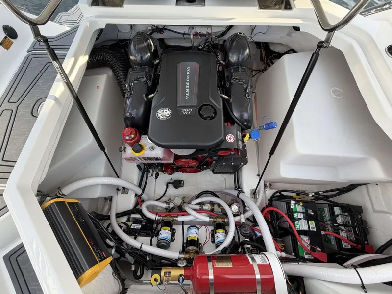 Slide: The Image of Cobalt R6 Surf 2026 - 21