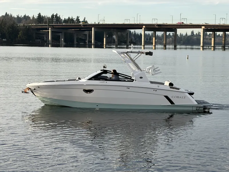 Slide: The Image of Cobalt R6 Surf 2026 - 4