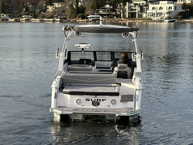 Slide: The Image of Cobalt R6 Surf 2026 - 6