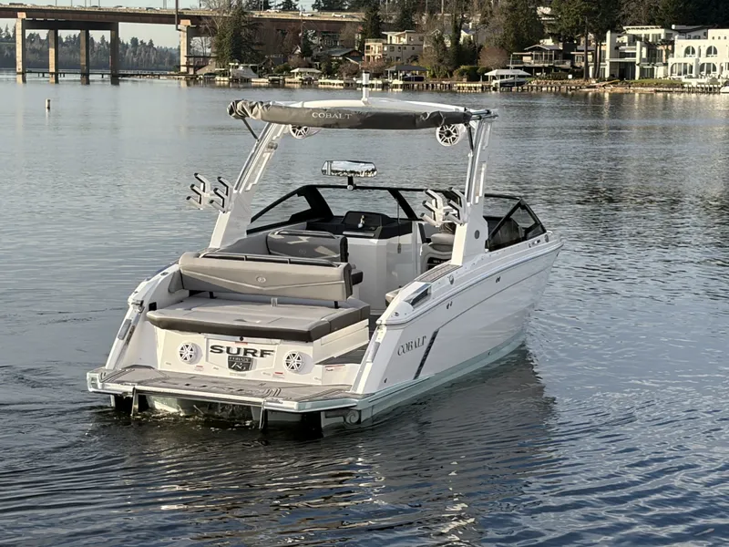 Slide: The Image of Cobalt R6 Surf 2026 - 7