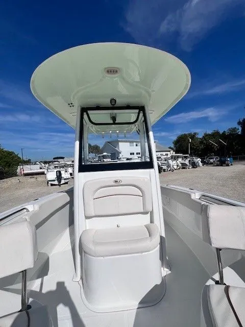 Slide: The Image of Sea Hunt Ultra 239 SE 2021 - 4