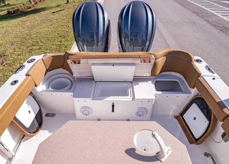 Slide: The Image of Sea Hunt Ultra 275 SE 2023 - 11