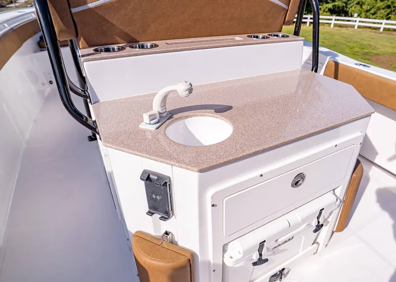 Slide: The Image of Sea Hunt Ultra 275 SE 2023 - 14