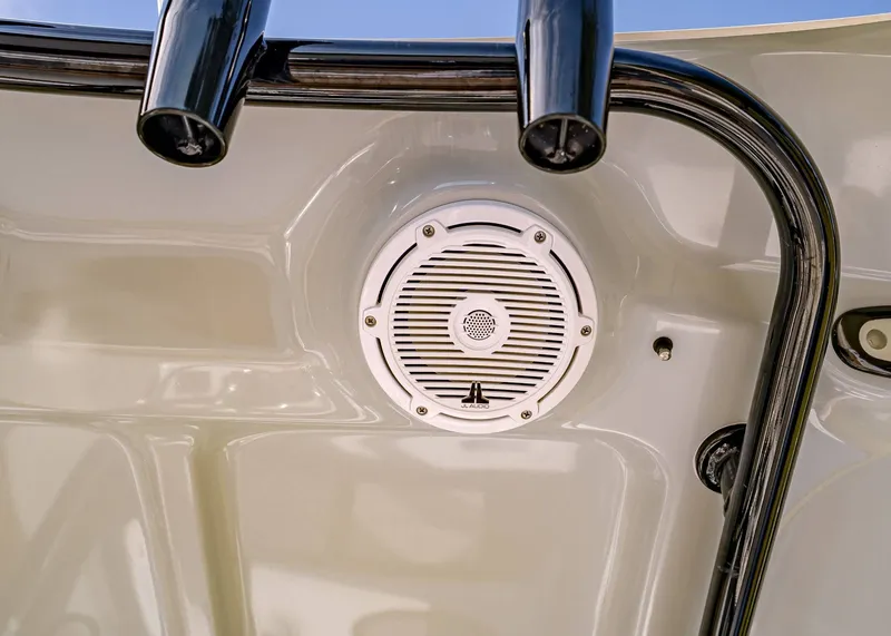 Slide: The Image of Sea Hunt Ultra 275 SE 2023 - 18