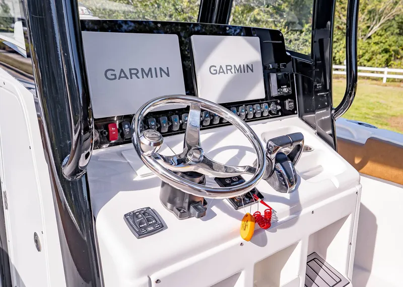 Slide: The Image of Sea Hunt Ultra 275 SE 2023 - 21