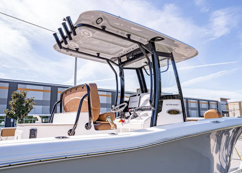 Slide: The Image of Sea Hunt Ultra 275 SE 2023 - 5