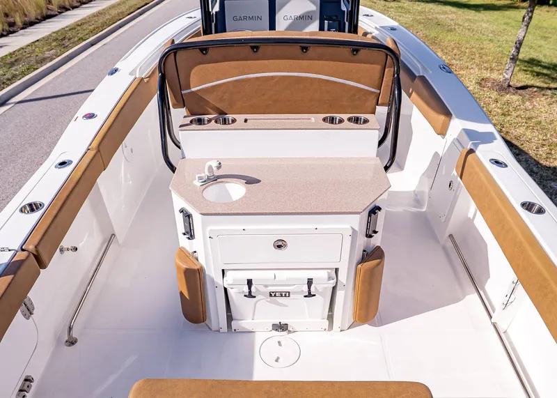 Slide: The Image of Sea Hunt Ultra 275 SE 2023 - 6