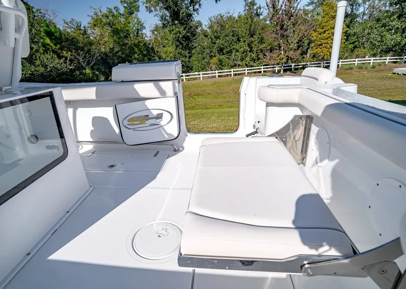 Slide: The Image of Sea Hunt Gamefish 27 Coffin Box 2026 - 12