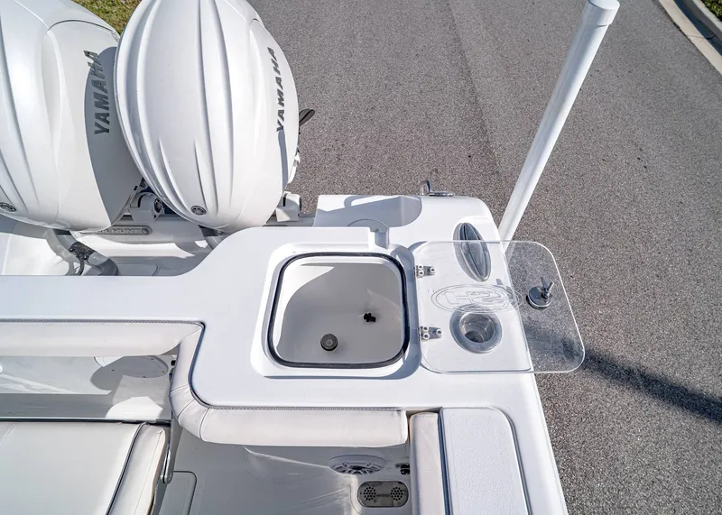 Slide: The Image of Sea Hunt Gamefish 27 Coffin Box 2026 - 13