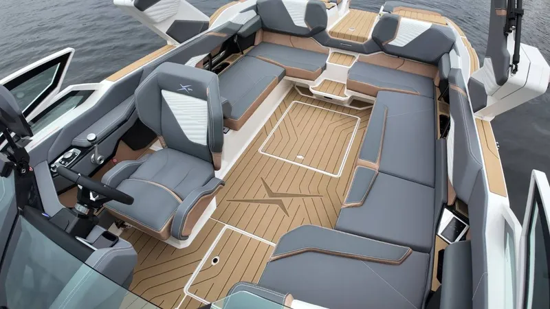 Slide: The Image of MasterCraft X24 2026 - 15