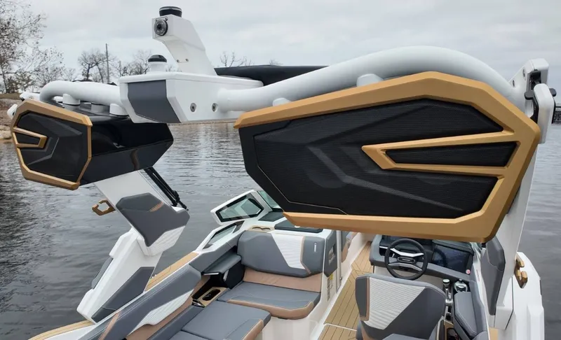 Slide: The Image of MasterCraft X24 2026 - 20