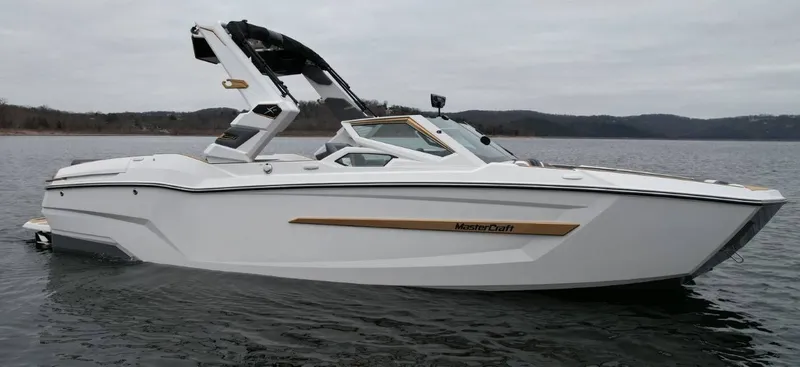 Slide: The Image of MasterCraft X24 2026 - 7