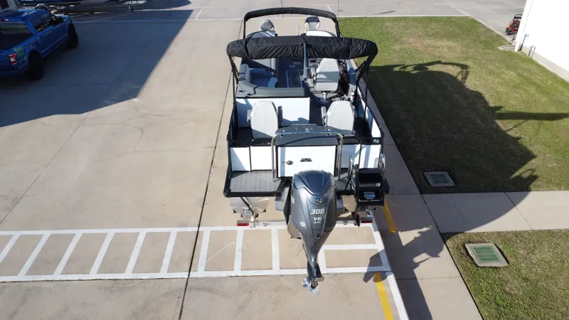 Slide: The Image of Avalon Catalina Rear Fish - 23' 2025 - 14