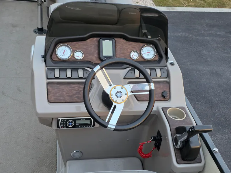 Slide: The Image of Premier 240 SunSation 2014 - 10