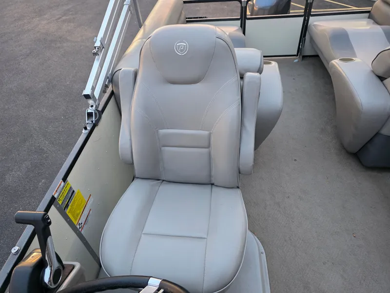 Slide: The Image of Premier 240 SunSation 2014 - 15