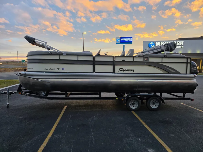 Slide: The Image of Premier 240 SunSation 2014 - 6