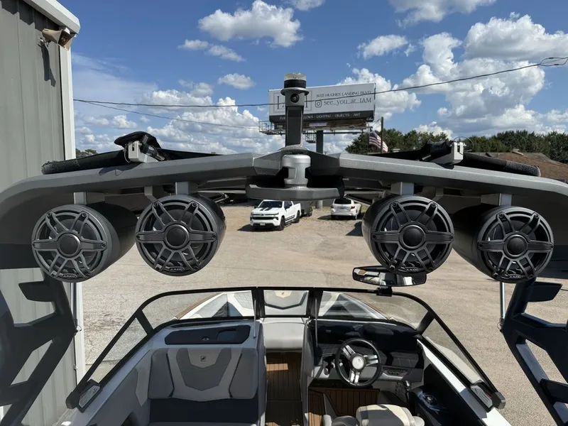 Slide: The Image of Nautique Super Air Nautique G23 2021 - 13