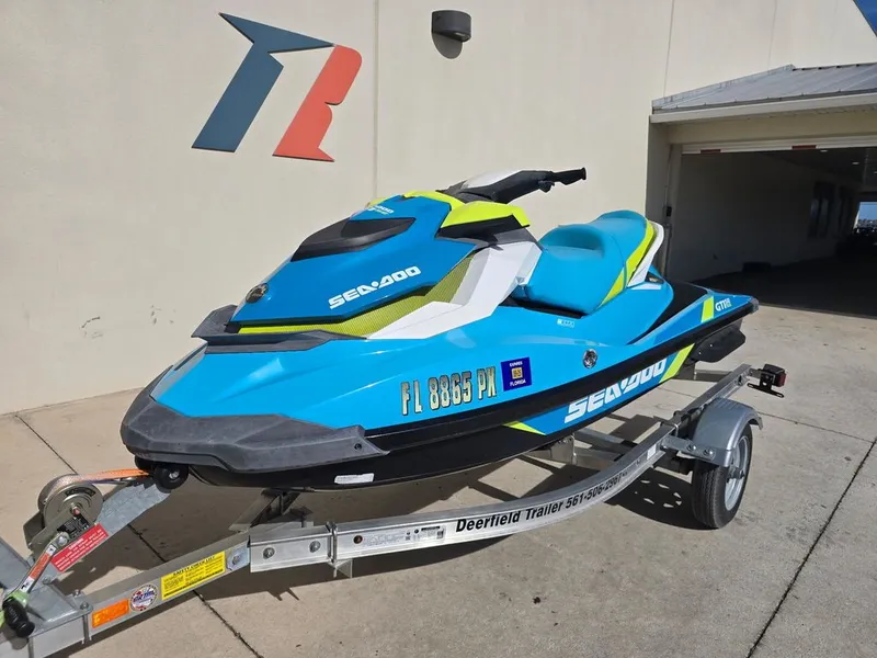 Slide: The Image of Sea-Doo GTI SE 155 2015 - 4