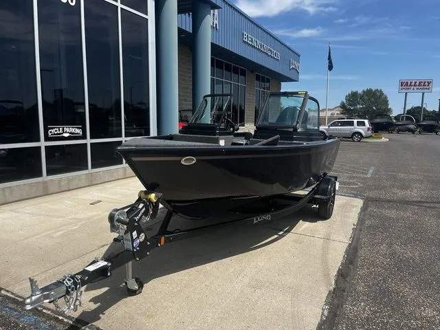 Slide: The Image of Lund 1650 Rebel XL Tiller 2026 - 6