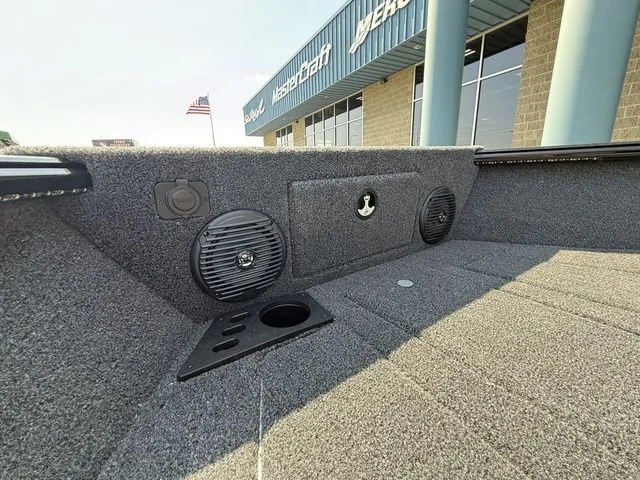 Slide: The Image of Lund 1875 Impact XS Sport 2026 - 12