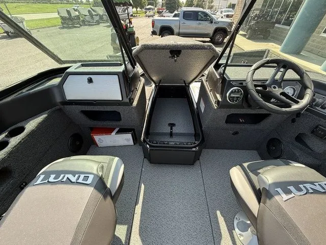 Slide: The Image of Lund 1875 Impact XS Sport 2026 - 14