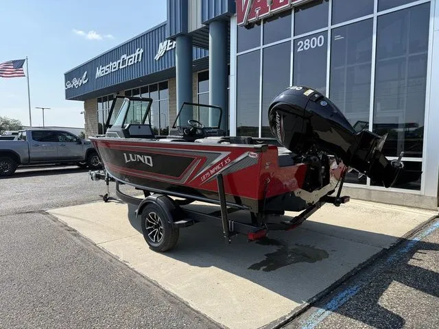 Slide: The Image of Lund 1875 Impact XS Sport 2026 - 5