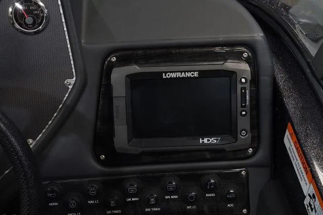 Slide: The Image of Ranger 1850LS 2015 - 6