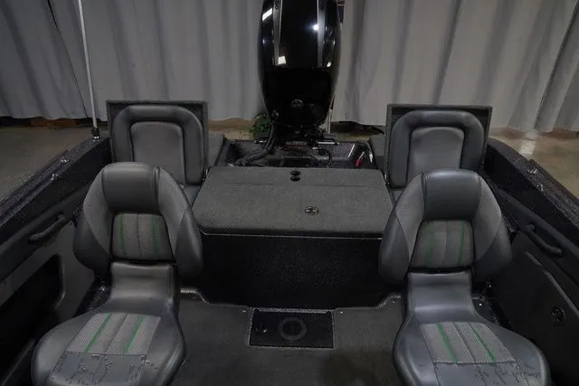 Slide: The Image of Ranger 1850LS 2015 - 8