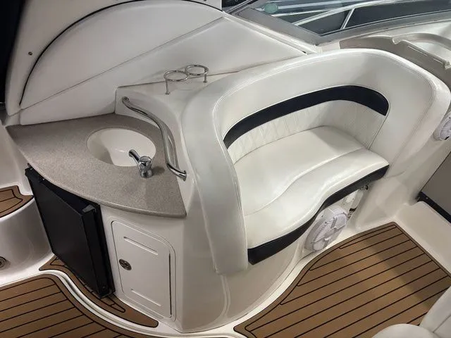 Slide: The Image of Sea Ray Sundancer 320 2006 - 10