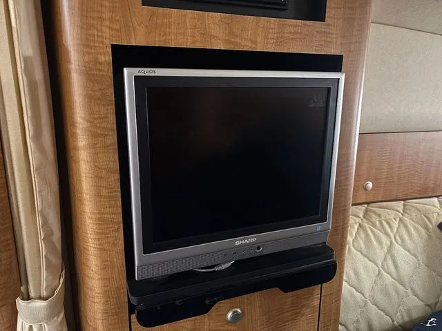 Slide: The Image of Sea Ray Sundancer 320 2006 - 25