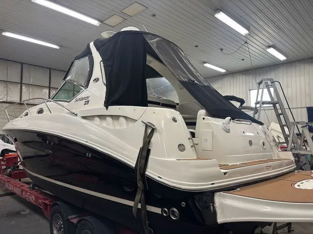 Slide: The Image of Sea Ray Sundancer 320 2006 - 3