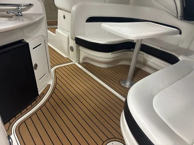 Slide: The Image of Sea Ray Sundancer 320 2006 - 5