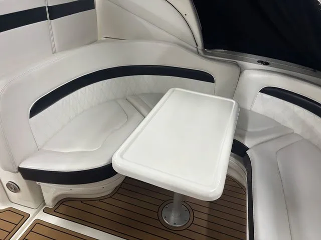 Slide: The Image of Sea Ray Sundancer 320 2006 - 7