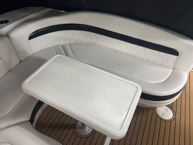 Slide: The Image of Sea Ray Sundancer 320 2006 - 9