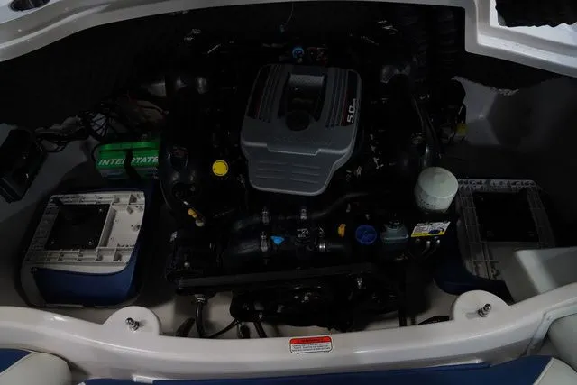 Slide: The Image of Tahoe Q7i SF 2015 - 20