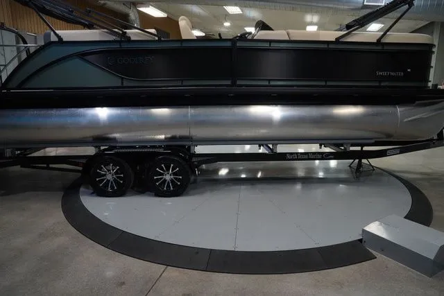 Slide: The Image of Godfrey Sweetwater 2486 DT 27 In. Package 2026 - 5