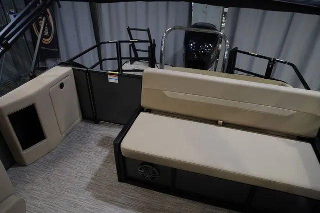 Slide: The Image of Godfrey Xperience 2086 SFLX 27" Impact Center Tube Package 2026 - 17