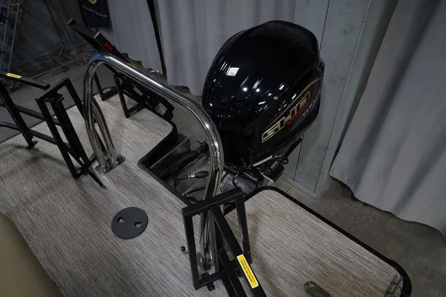 Slide: The Image of Godfrey Xperience 2086 SFLX 27" Impact Center Tube Package 2026 - 19