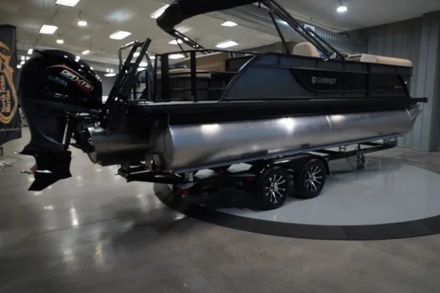 Slide: The Image of Godfrey Xperience 2086 SFLX 27" Impact Center Tube Package 2026 - 7